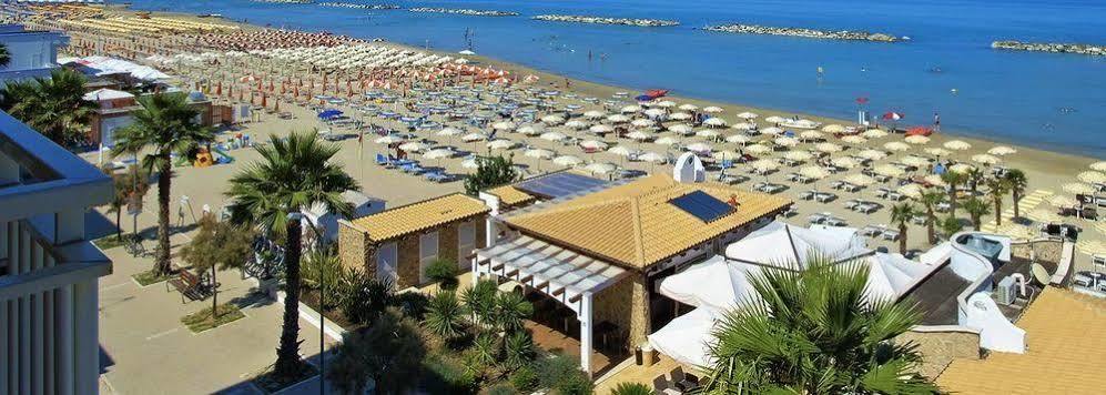 Hotel La Perla Купра Маритима Екстериор снимка